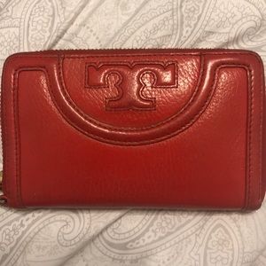 Tory Burch wallet